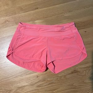 Lululemon Size 6 Pink Speed Up Shorts